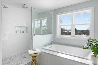 32 Arrowhead Drive, Tiverton, RI 02878 - Photo 17