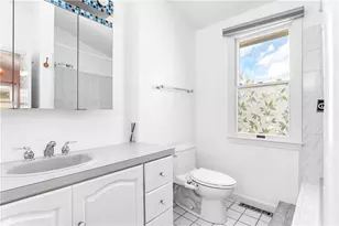 22 Miles Ave, Providence, RI 02906 - Photo 23