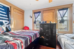 51 Oakland Ave, Cranston, RI 02910 - Photo 29