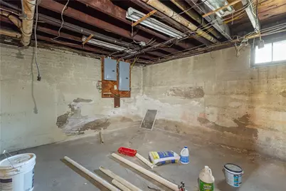 51 Oakland Avenue, Cranston, RI 02910 - Photo 37