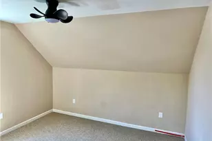 6 Stockwell St, Providence, RI 02909 - Photo 11