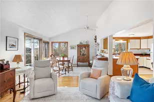 210 Washington St, South Kingstown, RI 02879 - Photo 21