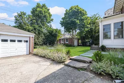 26 Narragansett Avenue, Newport, RI 02840 - Photo 5