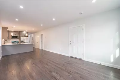 31 Vandewater Street, Providence, RI 02908 - Photo 5