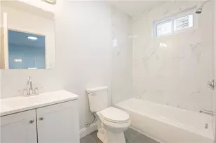 31 Vandewater St, Providence, RI 02908 - Photo 9