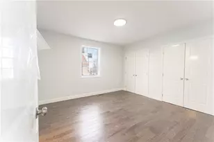 31 Vandewater St, Providence, RI 02908 - Photo 11