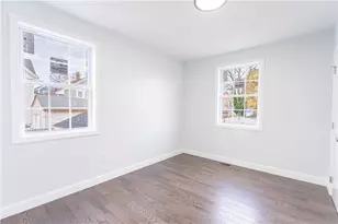 31 Vandewater St, Providence, RI 02908 - Photo 7