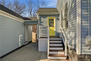 292 Sowams Rd, Barrington, RI 02806 - Photo 35