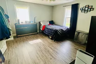 215 Metacom Ave, Bristol, RI 02809 - Photo 7