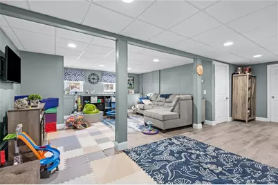 619 Smithfield Road, North Providence, RI 02904 - Photo 27