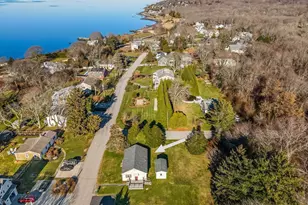 8 Starboard Ave, Jamestown, RI 02835 - Photo 3