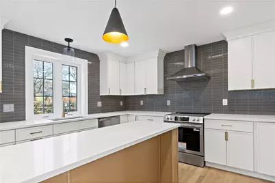 70 Magnolia Street, Bristol, RI 02809 - Photo 13