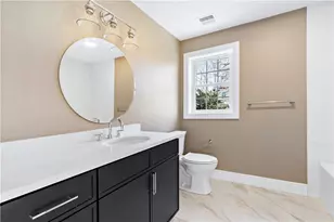 70 Magnolia St, Bristol, RI 02809 - Photo 23