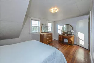 318 Mitchell's Ln, Middletown, RI 02871 - Photo 27