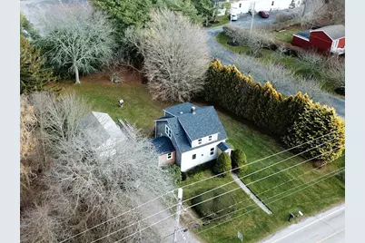 318 Mitchell's Lane, Middletown, RI 02871 - Photo 3