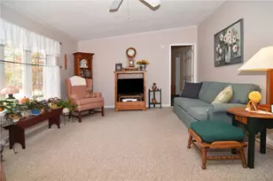 347 Leisure Dr, South Kingstown, RI 02879 - Photo 3