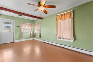 147 Warwick St, Woonsocket, RI 02895 - Photo 7