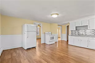 147 Warwick St, Woonsocket, RI 02895 - Photo 15