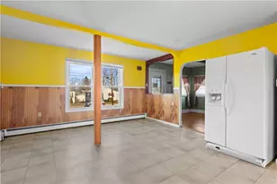 147 Warwick St, Woonsocket, RI 02895 - Photo 5