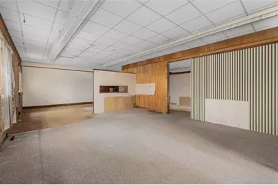 585 Warren Avenue, East Providence, RI 02914 - Photo 15