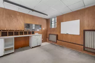 585 Warren Ave, East Providence, RI 02914 - Photo 11