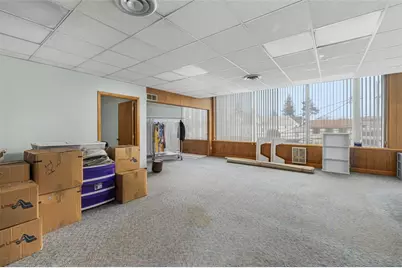 585 Warren Avenue, East Providence, RI 02914 - Photo 25