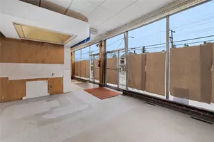 585 Warren Ave, East Providence, RI 02914 - Photo 21