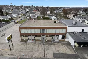 585 Warren Ave, East Providence, RI 02914 - Photo 1