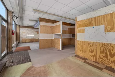 585 Warren Avenue, East Providence, RI 02914 - Photo 13