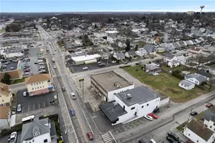 585 Warren Ave, East Providence, RI 02914 - Photo 5