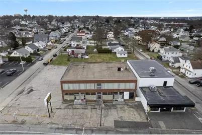 585 Warren Avenue, East Providence, RI 02914 - Photo 49