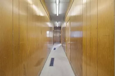 585 Warren Avenue, East Providence, RI 02914 - Photo 29