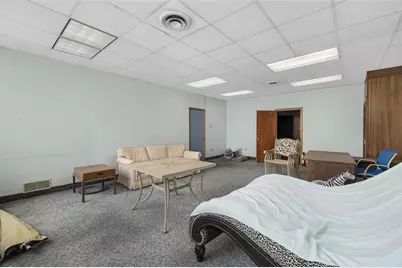 585 Warren Avenue, East Providence, RI 02914 - Photo 27