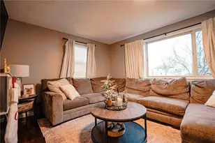 27 Winifred Ave, Warwick, RI 02889 - Photo 11