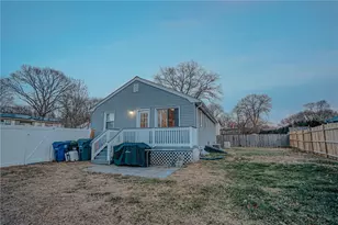 27 Winifred Ave, Warwick, RI 02889 - Photo 29