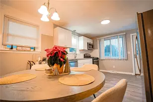 27 Winifred Ave, Warwick, RI 02889 - Photo 9