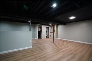 27 Winifred Ave, Warwick, RI 02889 - Photo 23