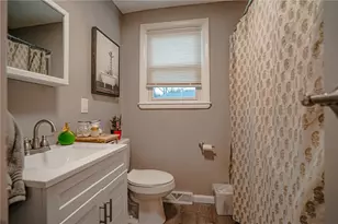 27 Winifred Ave, Warwick, RI 02889 - Photo 17