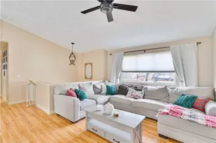 12 Railroad Row, Warwick, RI 02886 - Photo 3