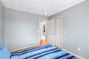 12 Railroad Row, Warwick, RI 02886 - Photo 9