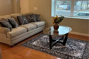 182 Avenue C, Woonsocket, RI 02895 - Photo 5