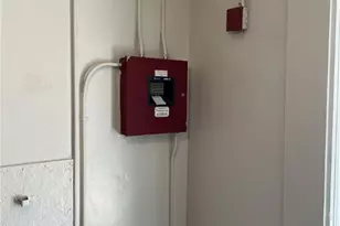 635 Park Ave, Woonsocket, RI 02895 - Photo 21