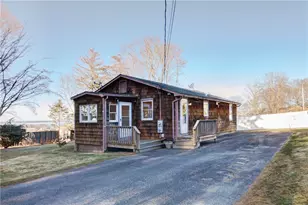 35 Corys Ct, Portsmouth, RI 02871 - Photo 1