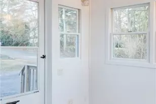 35 Corys Ct, Portsmouth, RI 02871 - Photo 9