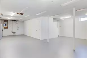 35 Corys Ct, Portsmouth, RI 02871 - Photo 17