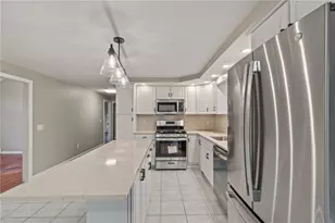 42 Belfield Dr, Johnston, RI 02919 - Photo 23