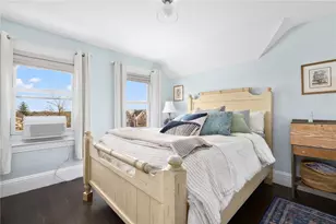 24 University Ave, Providence, RI 02906 - Photo 13