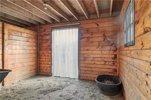 1282 E Rd, Tiverton, RI 02878 - Photo 37