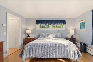 1282 E Rd, Tiverton, RI 02878 - Photo 31