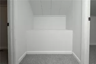 67 Cameron St, Pawtucket, RI 02861 - Photo 11